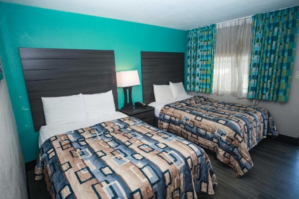 Relax Inn Bradford image 16