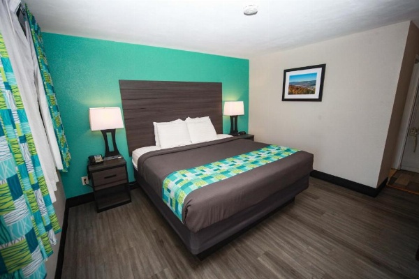 Relax Inn Bradford image 24