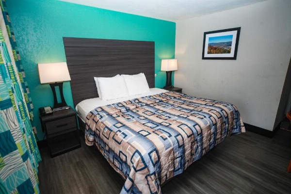 Relax Inn Bradford image 29