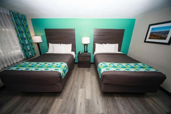 Relax Inn Bradford image 8