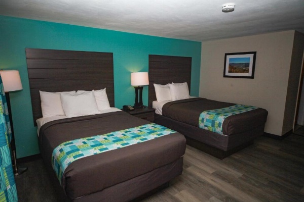 Relax Inn Bradford image 9