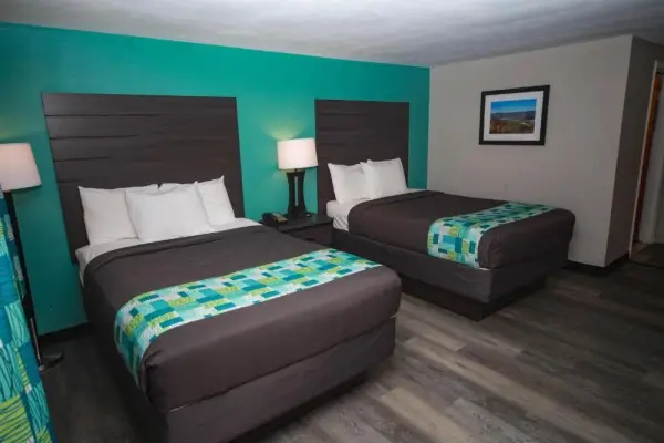 Relax Inn Bradford 10